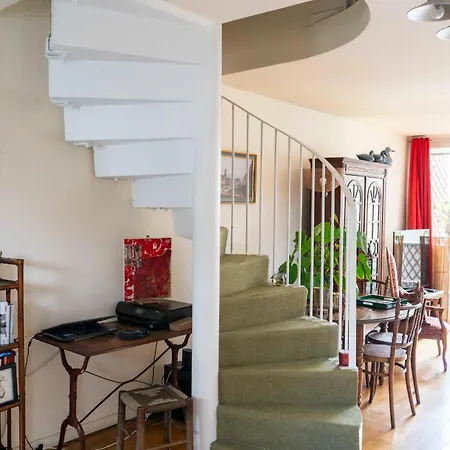 Charming Duplex With Two Balconies In The 13th Parijs