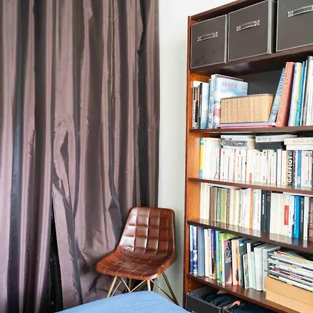 Charming Duplex With Two Balconies In The 13th Parijs