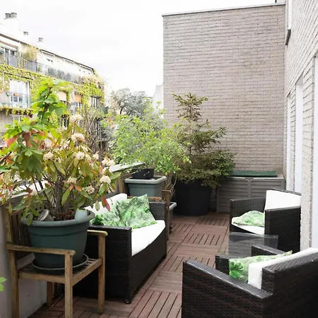 Charming Duplex With Two Balconies In The 13th Appartement